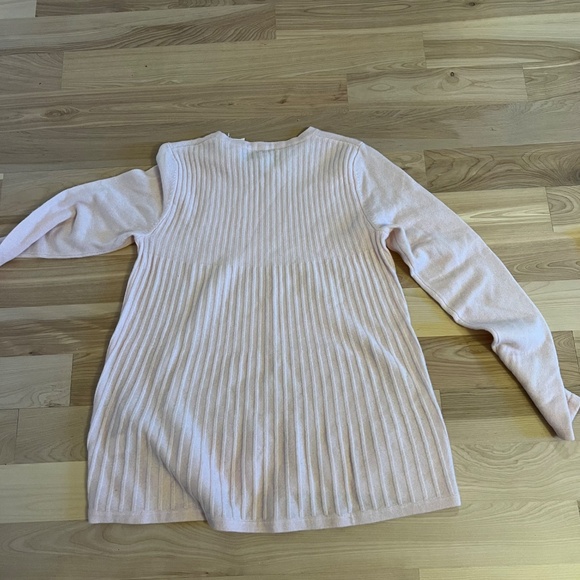 Adrienne Vittadini cashmere sweater NWOT - Picture 3 of 3